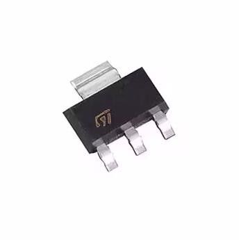 LDL1117S18R Lineaire spanningsregelaar IC Positieve vaste 1 Uitgang 1.2A SOT-223